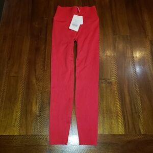 NWT Fabletics Leggings